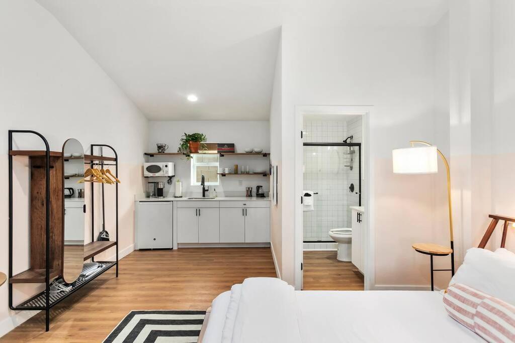 Paokalani Studio Suite.Hoʻoluʻolu Chandler Exterior foto